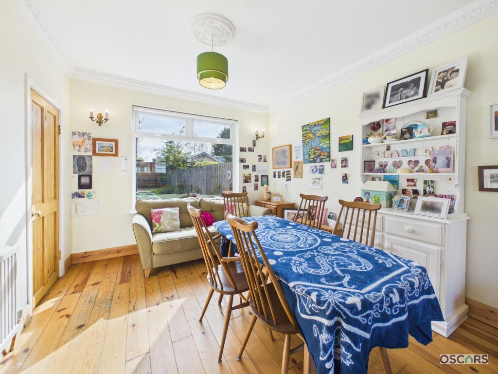 House in Hull - View 4