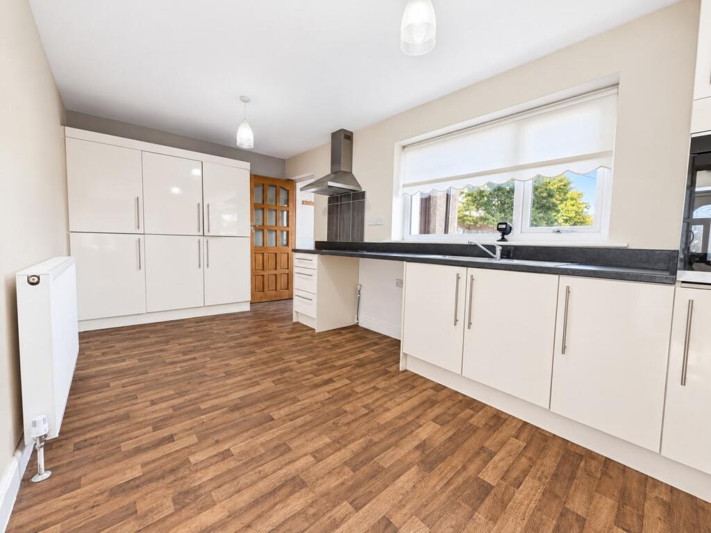 Main image of property: Highfield Lane