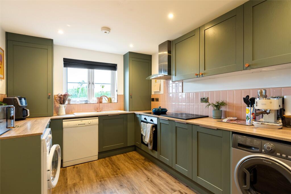 Woolacombe Station Road, Woolacombe, Devon, EX34 photo 5