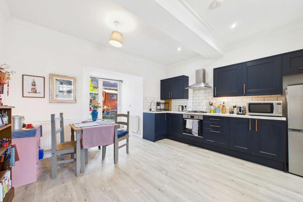 Apartment in Aberdour, Fife - More
