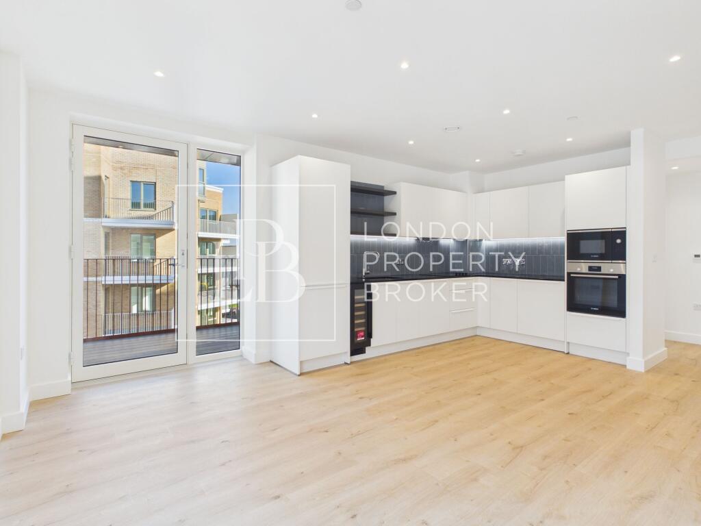 Main image of property: Gilham House, Lombard Square, SE28