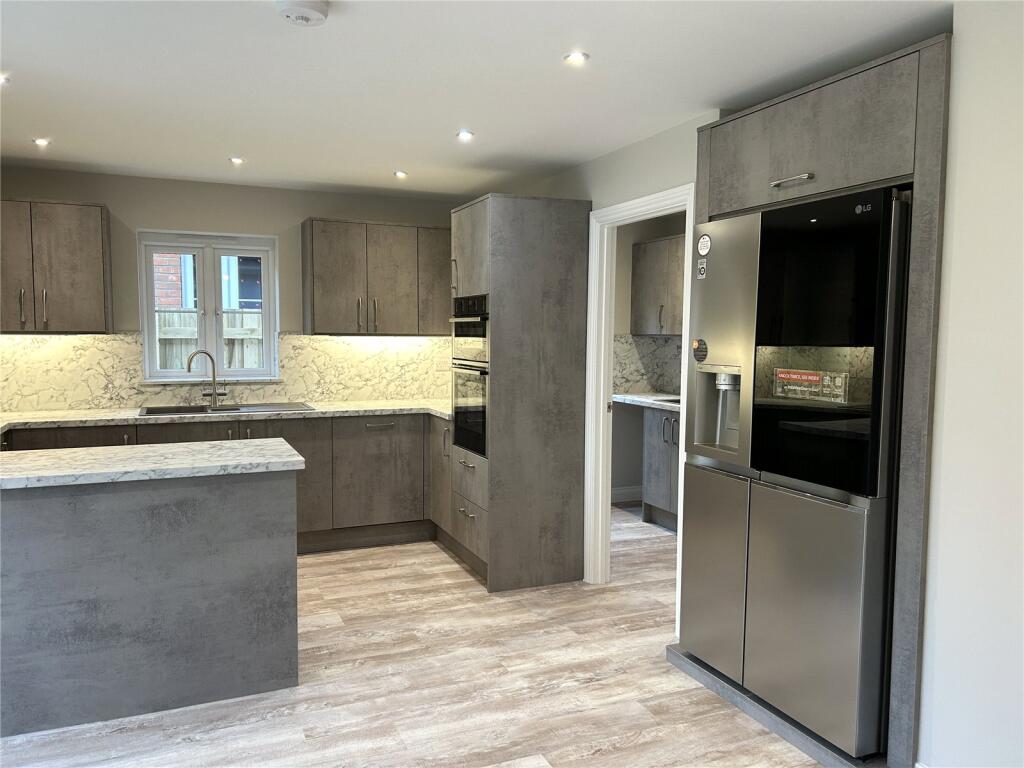 House in Taunton - View 3