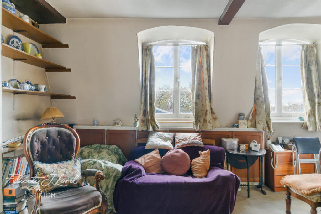 Apartment in London - View 4