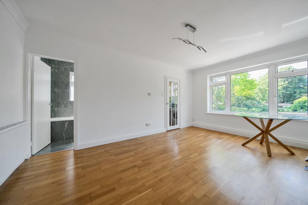 Main image of property: Chislehurst Road Sidcup DA14