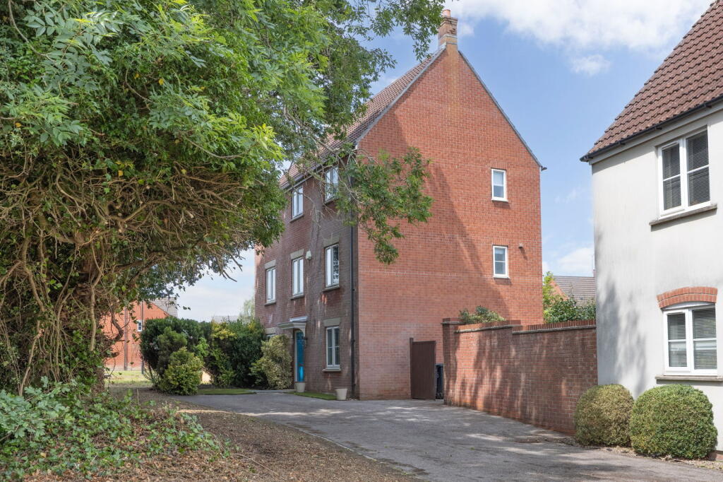 Main image of property: Osmund Road, Devizes, SN10 3GD