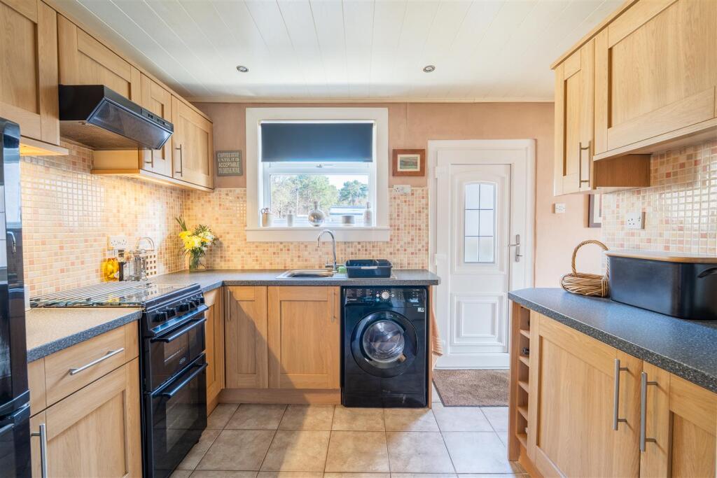 North Dryburgh Road, Wishaw - View 5