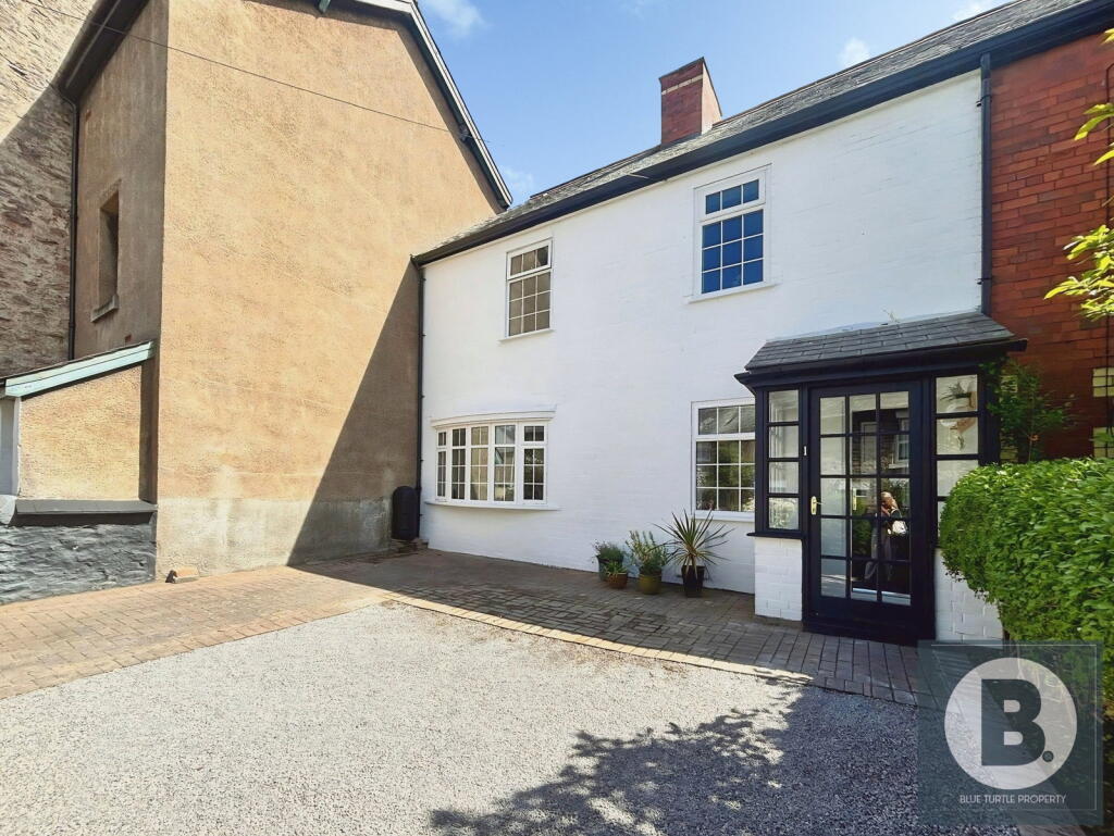 Bryn Ffynnon Terrace, Old Colwyn, Colwyn Bay, LL29 9NA photo 2