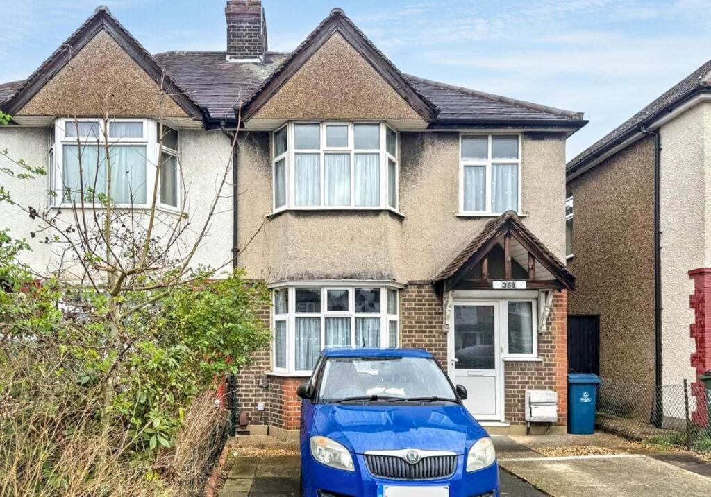 Main image of property: 358 Eastcote Lane, Rayners Lane, Harrow, HA2 9AJ
