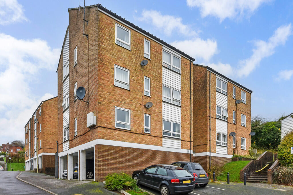Apartment in Southampton - View 2