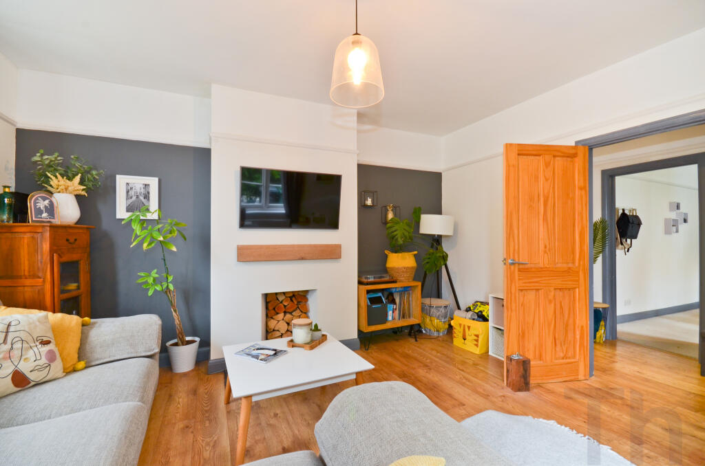 House in Portsmouth - View 5