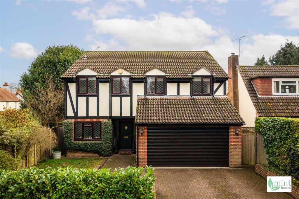 Main image of property: Aviary Road, Pyrford