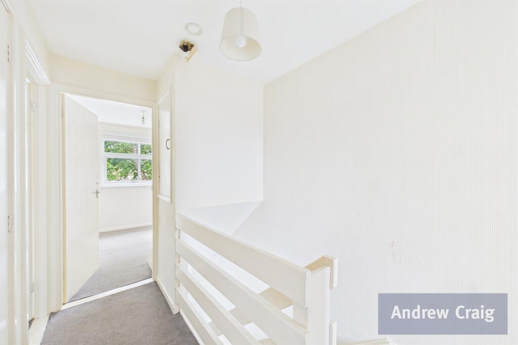 House in Newcastle upon Tyne, Kingston Park, Kenton - View 4