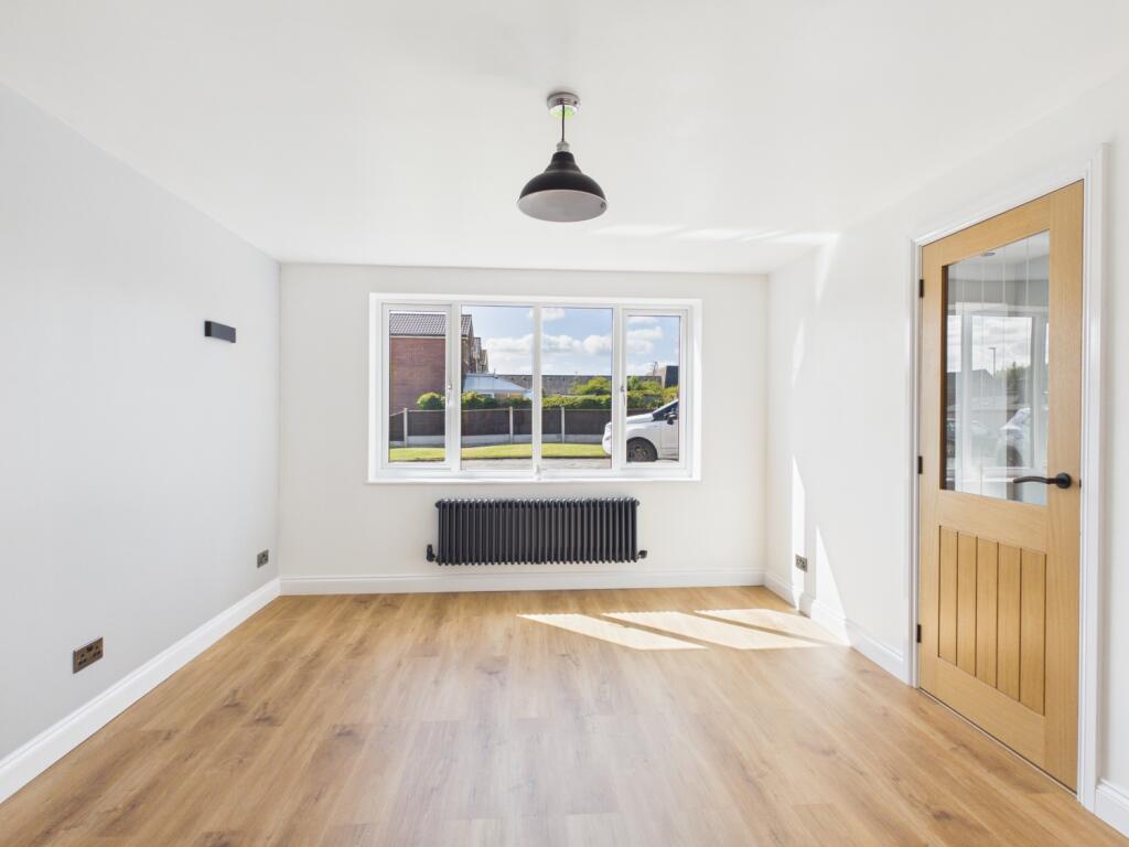 House in Tameside, Hollins - View 3