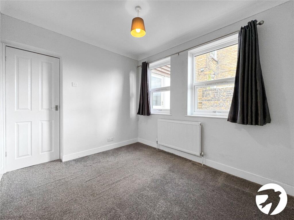 Apartment in Swale, Kent - View 4