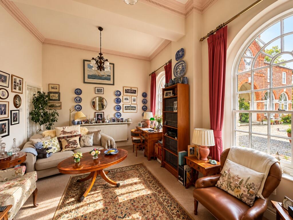 House in Canterbury - View 2