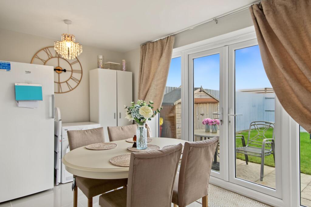 House in North West Leicestershire, Hugglescote Grange, Hugglescote and Donington le Heath - View 4