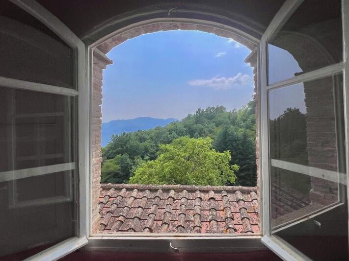 Main image of property: Coreglia Antelminelli, Lucca, Tuscany