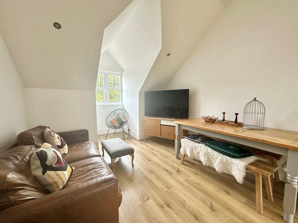 Main image of property: London Road, Aston Clinton, AYLESBURY