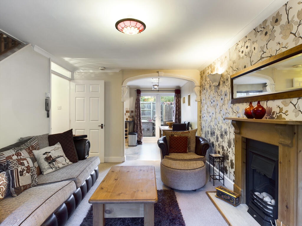 House in Basingstoke and Deane, Chineham - View 3