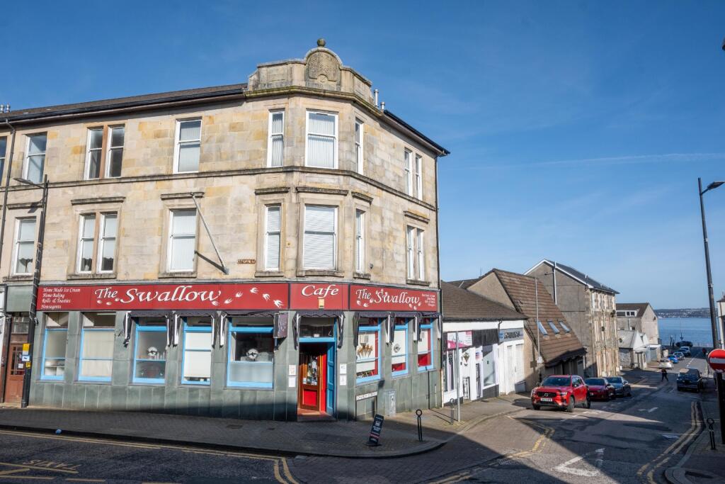 Main image of property: 1/1 176 Argyll Street, Dunoon, Argyll and Bute, PA23 7HA