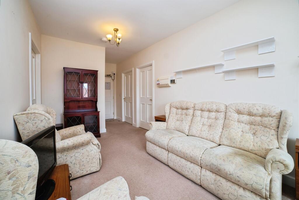 Apartment in Amber Valley, Belper - More