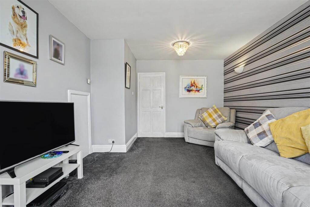 House in Nottingham, Toton - View 5