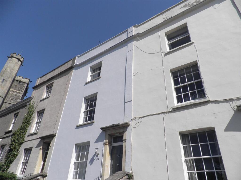 1 bedroom house share for rent