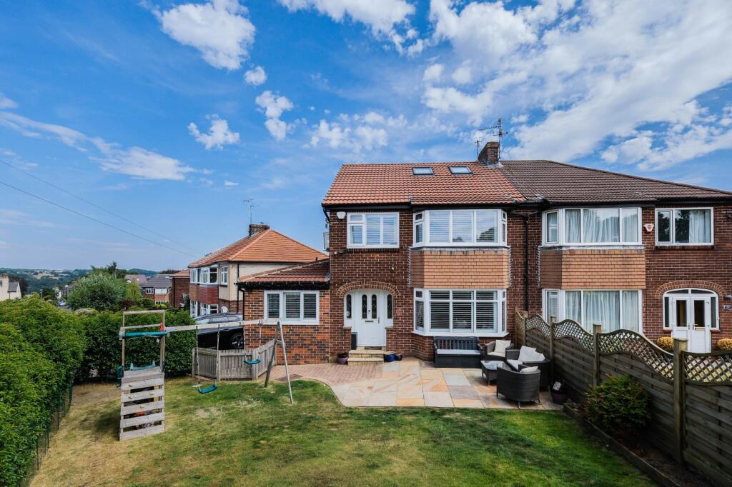 Main image of property: Foxholes Lane, Calverley, Pudsey, West Yorkshire, LS28
