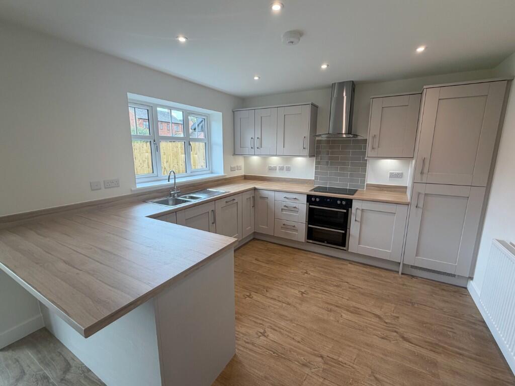 House in Shrewsbury - View 2