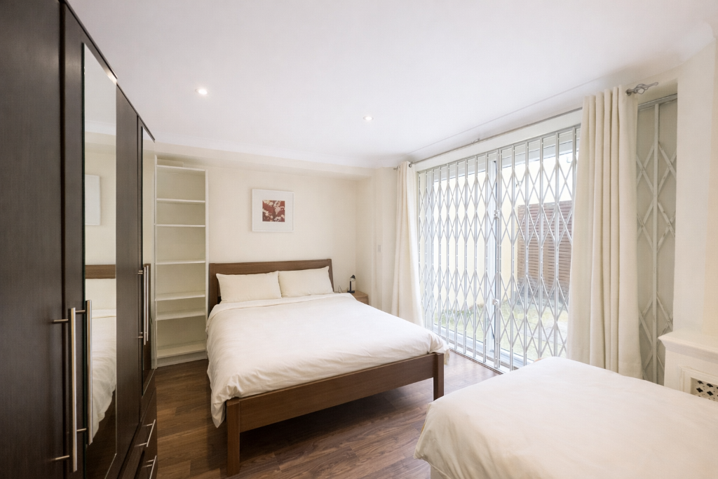 3 bedroom flat for rent