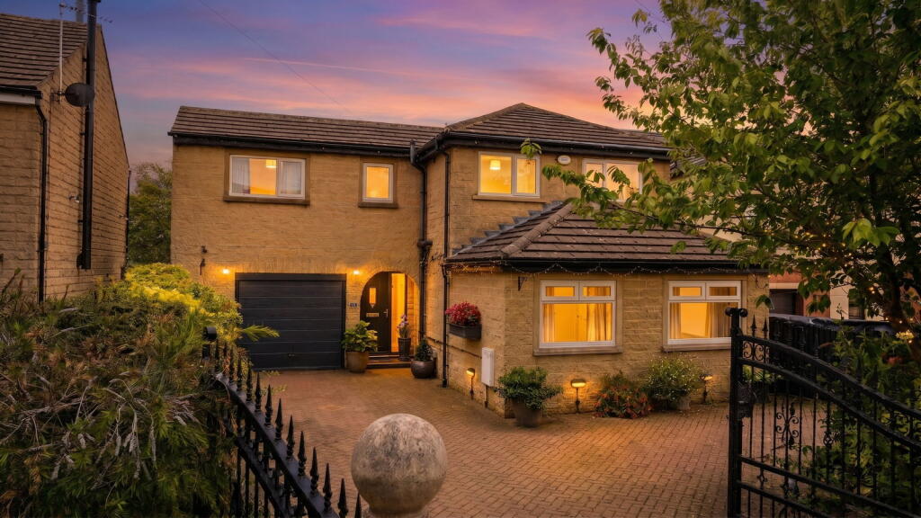Main image of property: Oxford Road, Gomersal, BD19
