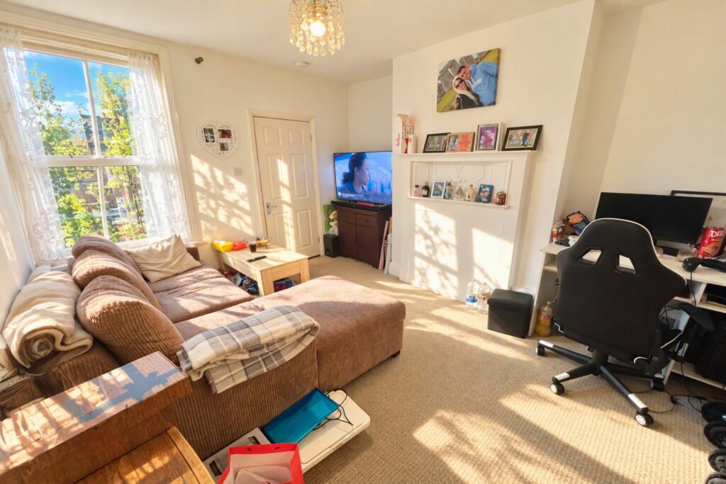 Apartment in Portsmouth - View 5