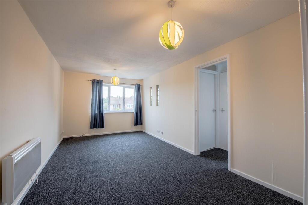 Apartment in Northampton, Ecton Brook, Billing - View 2