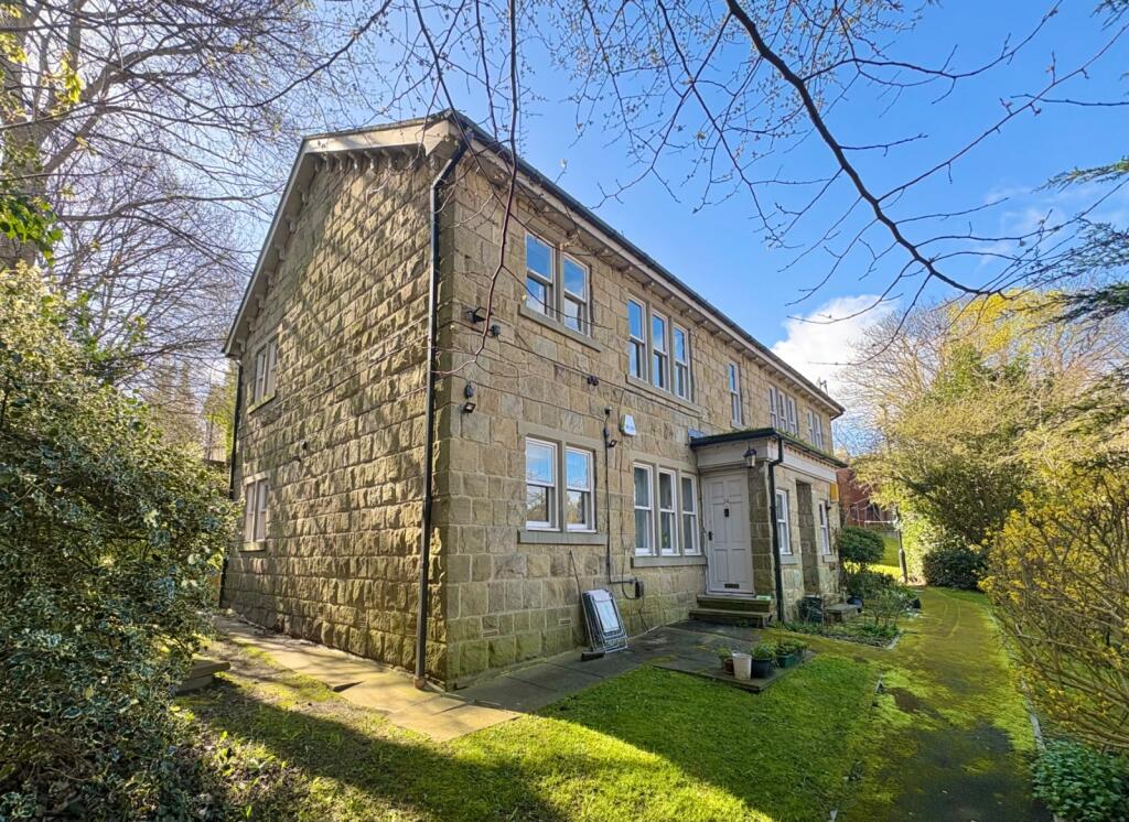 Main image of property: Stonelea Court, Headingley, Leeds, LS6