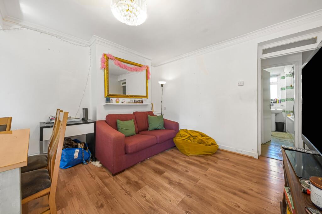 Apartment in London - More