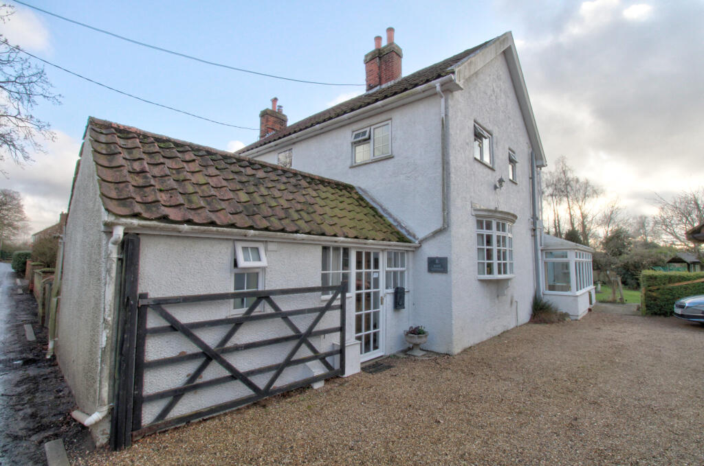 3-bed semi-detached on Lower Road, Westerfield, IP6, £425,000