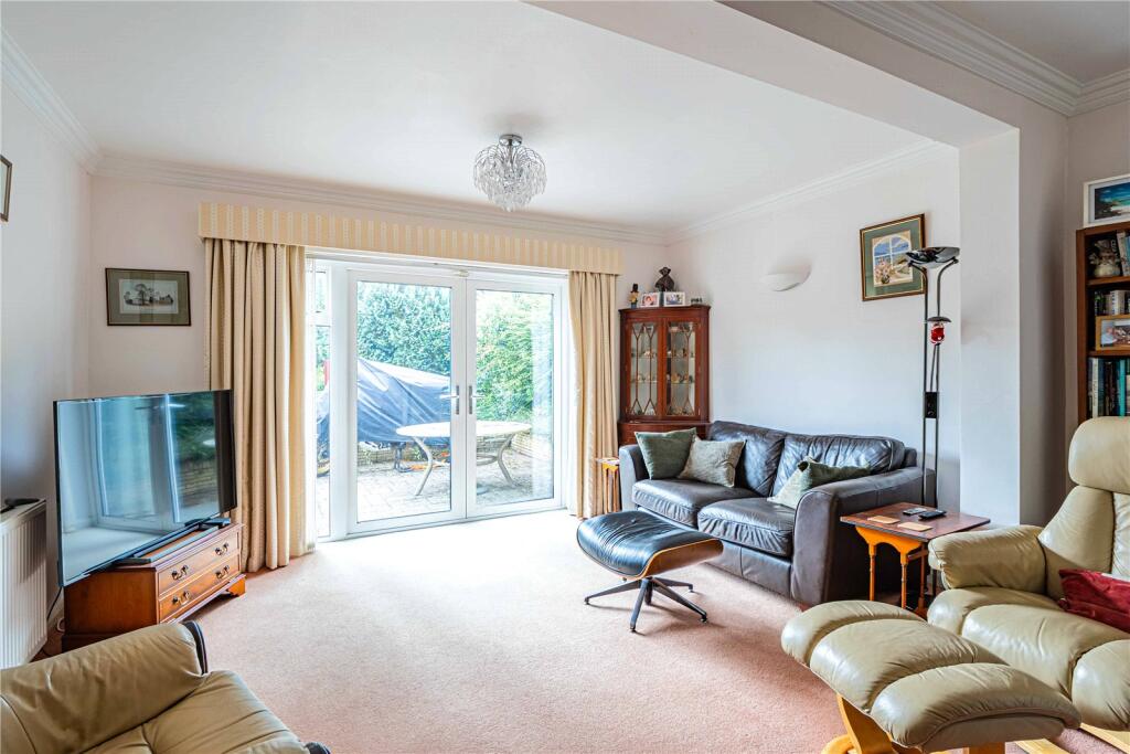 Leighton Road, Edlesborough, Buckinghamshire, LU6 photo 3