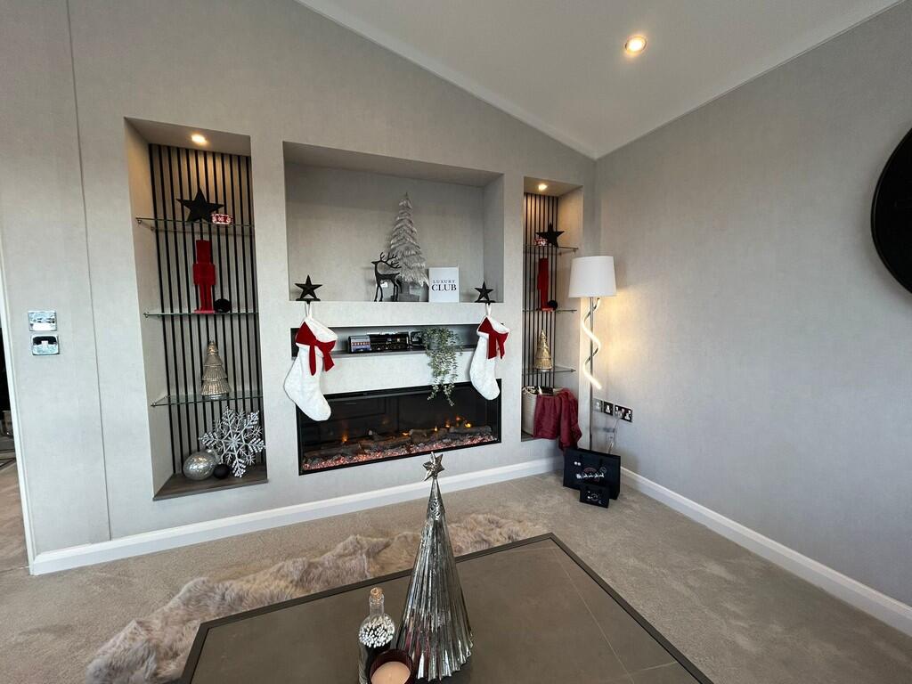 The Kensington, Thorney Bay Road, Sandy Bay  photo 4