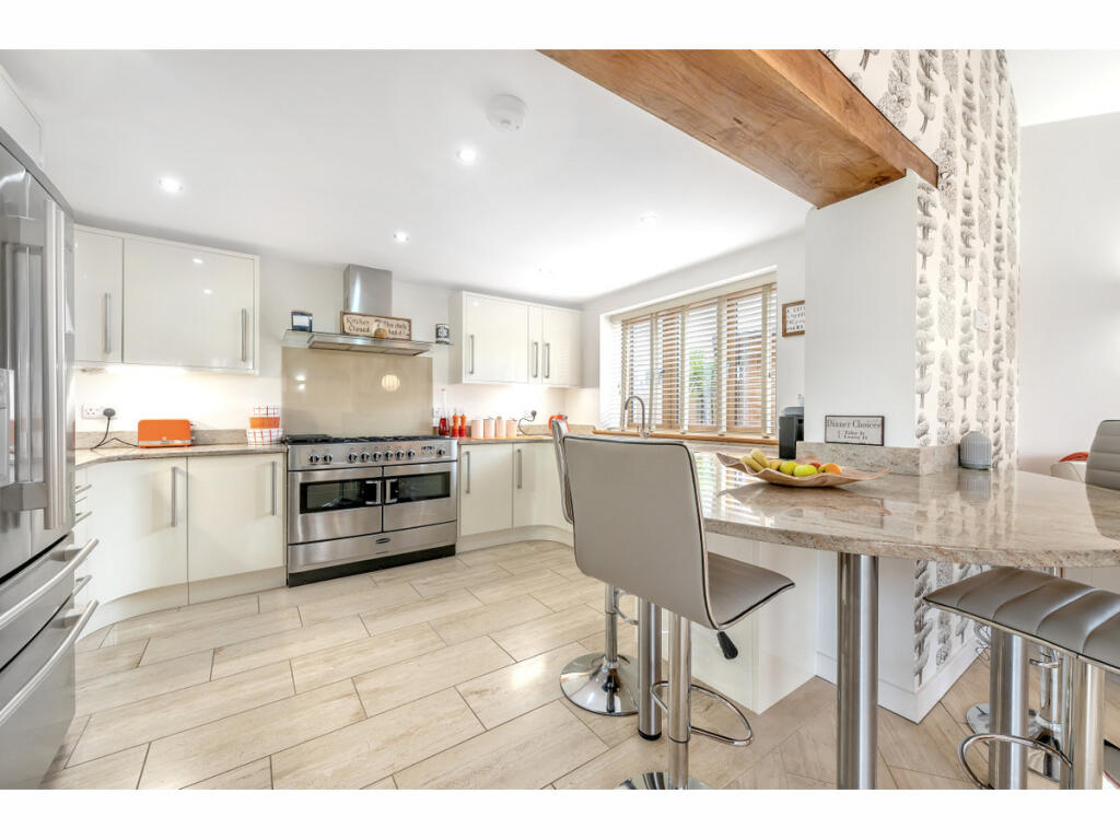House in Frampton Cotterell, Goosegreen - View 2