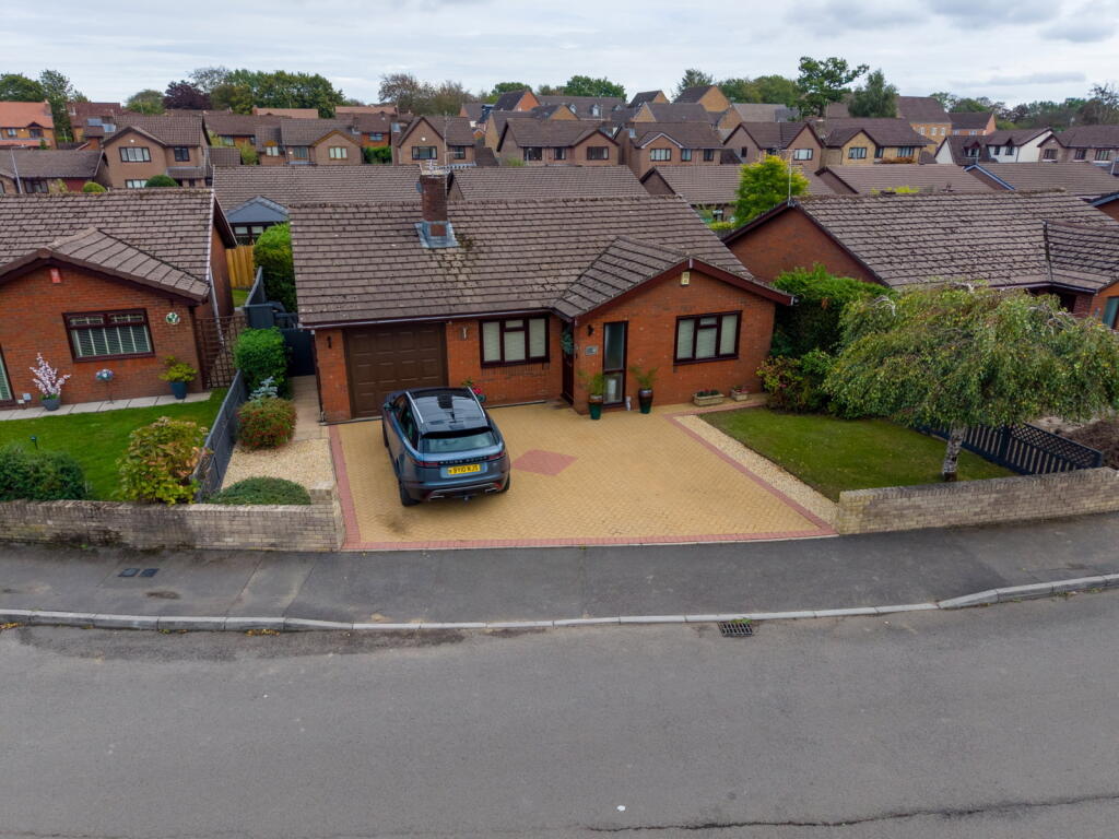 House in Newport, Penmaen - View 2