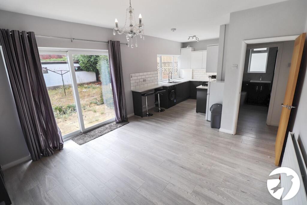 House in London - View 3