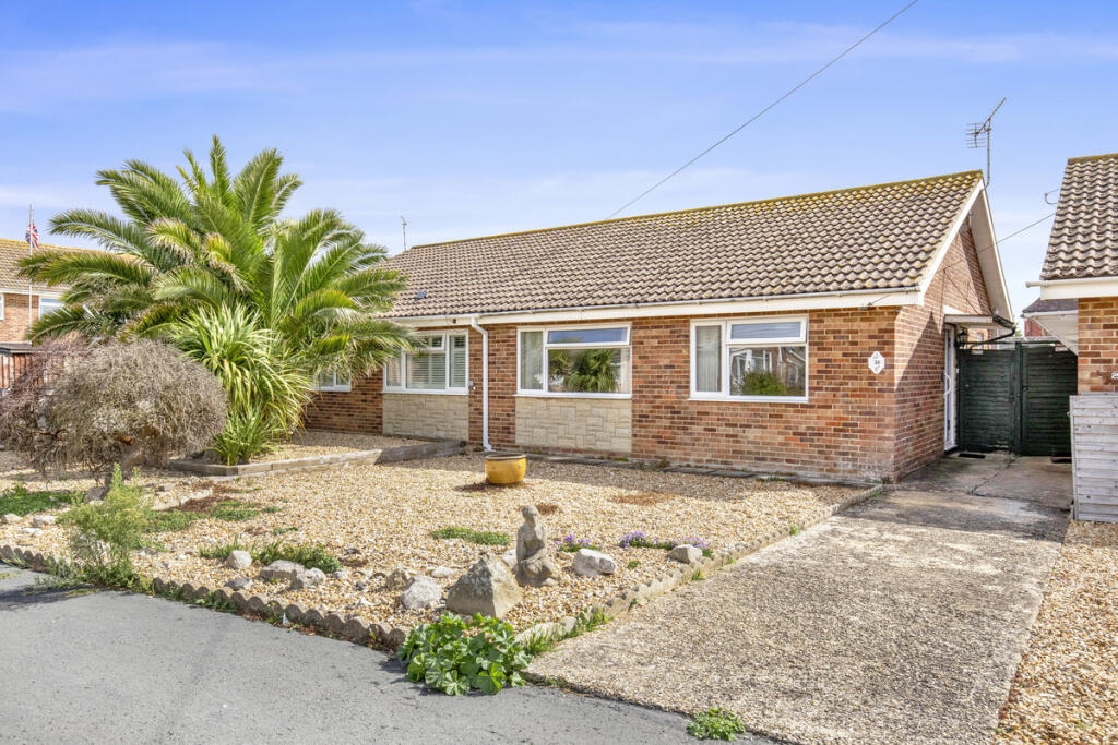 Main image of property: Glen Crescent, Selsey, PO20