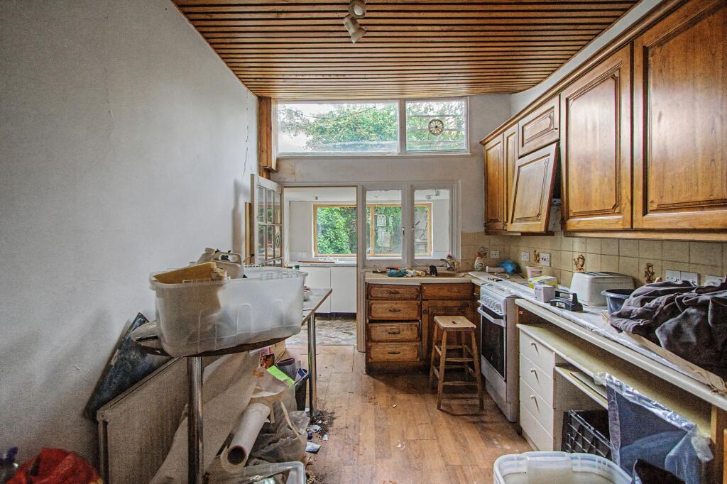 House in London - View 5