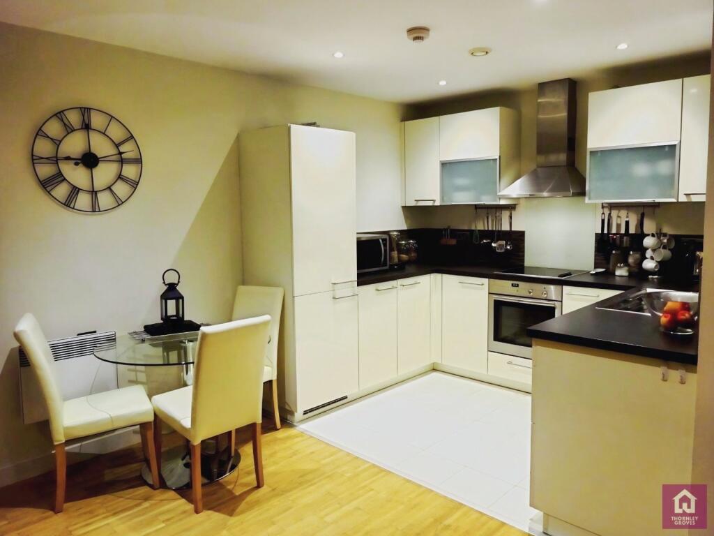 Apartment in Manchester, Greater Manchester - View 5