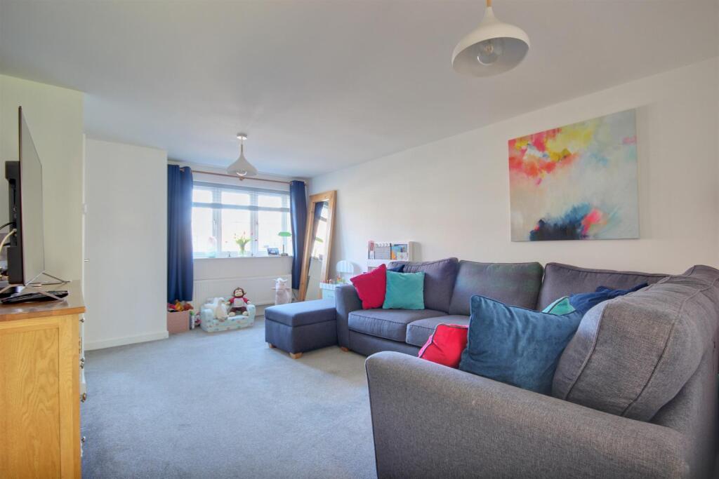 Hudson Avenue, Anlaby, Hull - View 4
