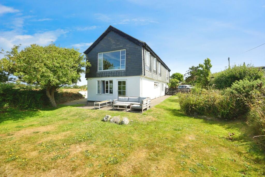Main image of property: Abersoch, Gwynedd, LL53