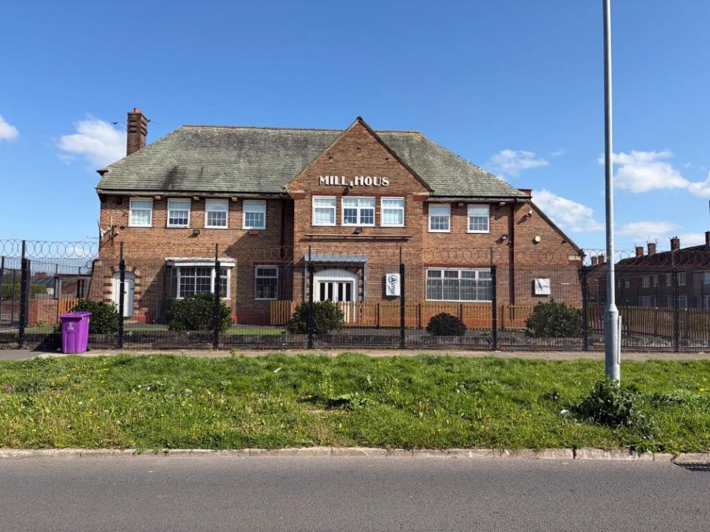 Main image of property: 137 Alder Wood Avenue, Liverpool, Merseyside, L24 7RB