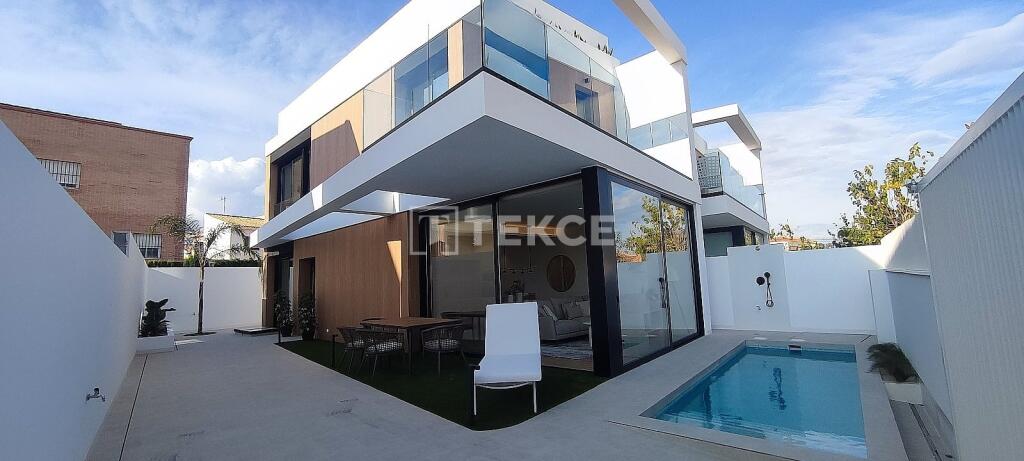 Main image of property: Valencia, Alicante, Pilar de la Horadada