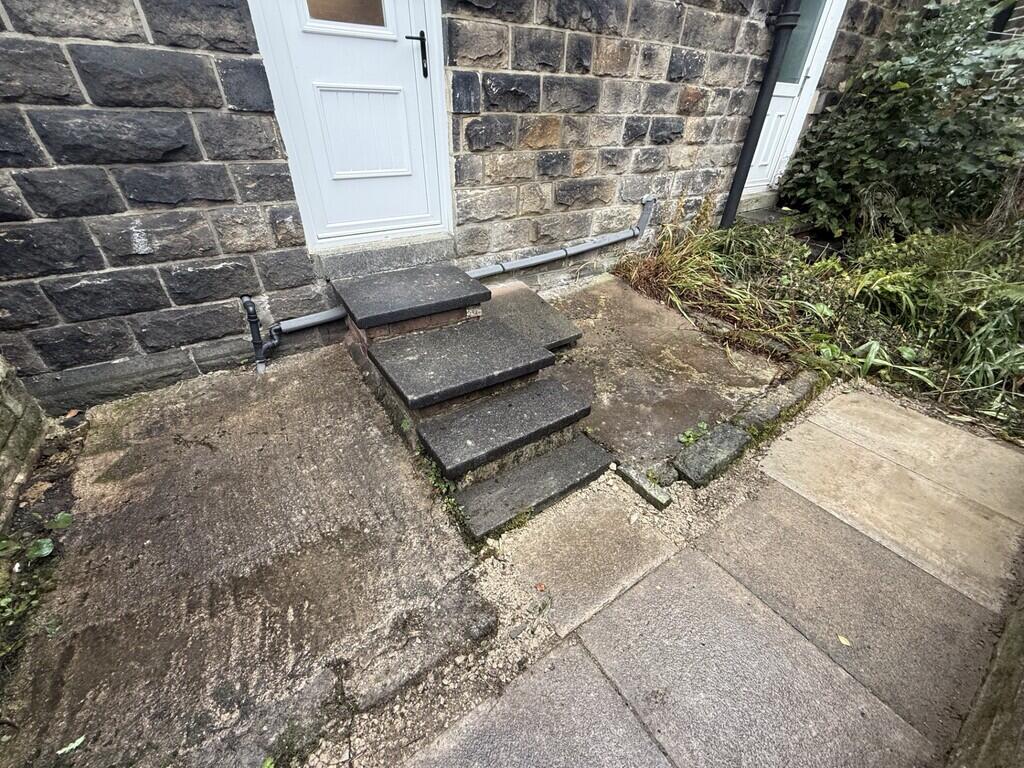 Lily Street, Todmorden photo 4