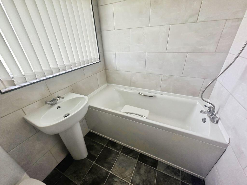 Linshiels Gardens, Ashington, NE63 photo 4